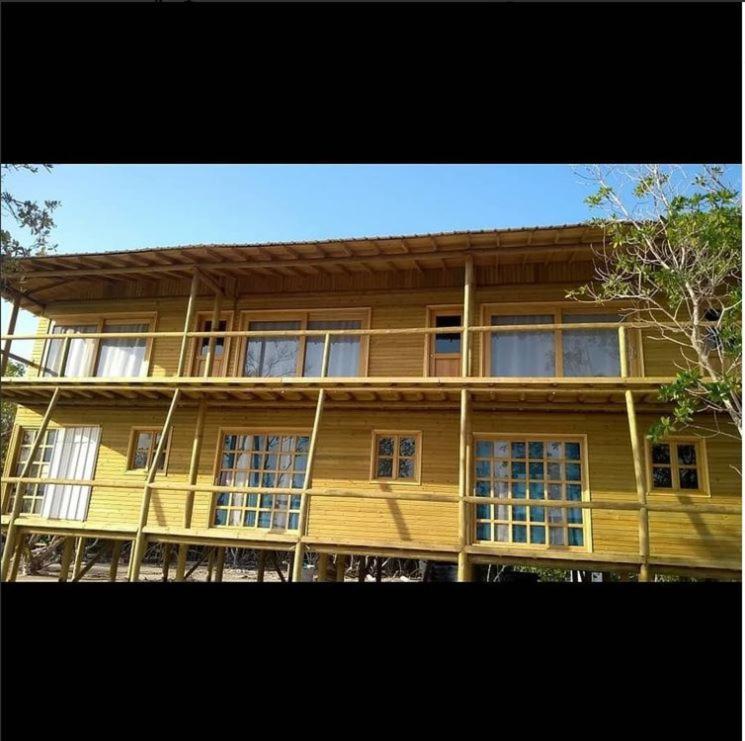 Hostel Villa Luz Beach Tintipan Island Eksteriør bilde