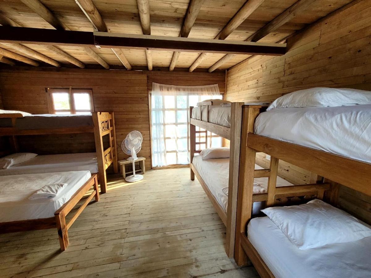 Hostel Villa Luz Beach Tintipan Island Eksteriør bilde