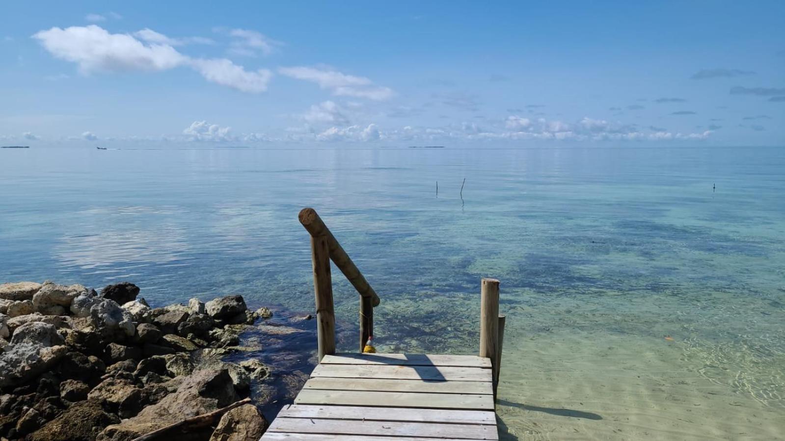 Hostel Villa Luz Beach Tintipan Island Eksteriør bilde