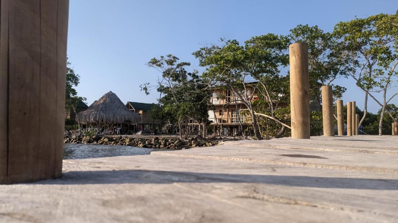 Hostel Villa Luz Beach Tintipan Island Eksteriør bilde